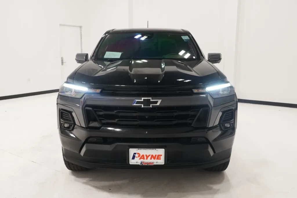 2024 Chevrolet Colorado 2WD LT