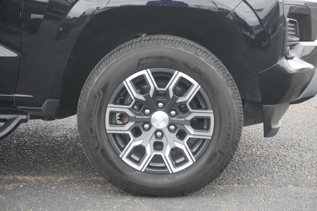 2023 Chevrolet Colorado 2WD LT