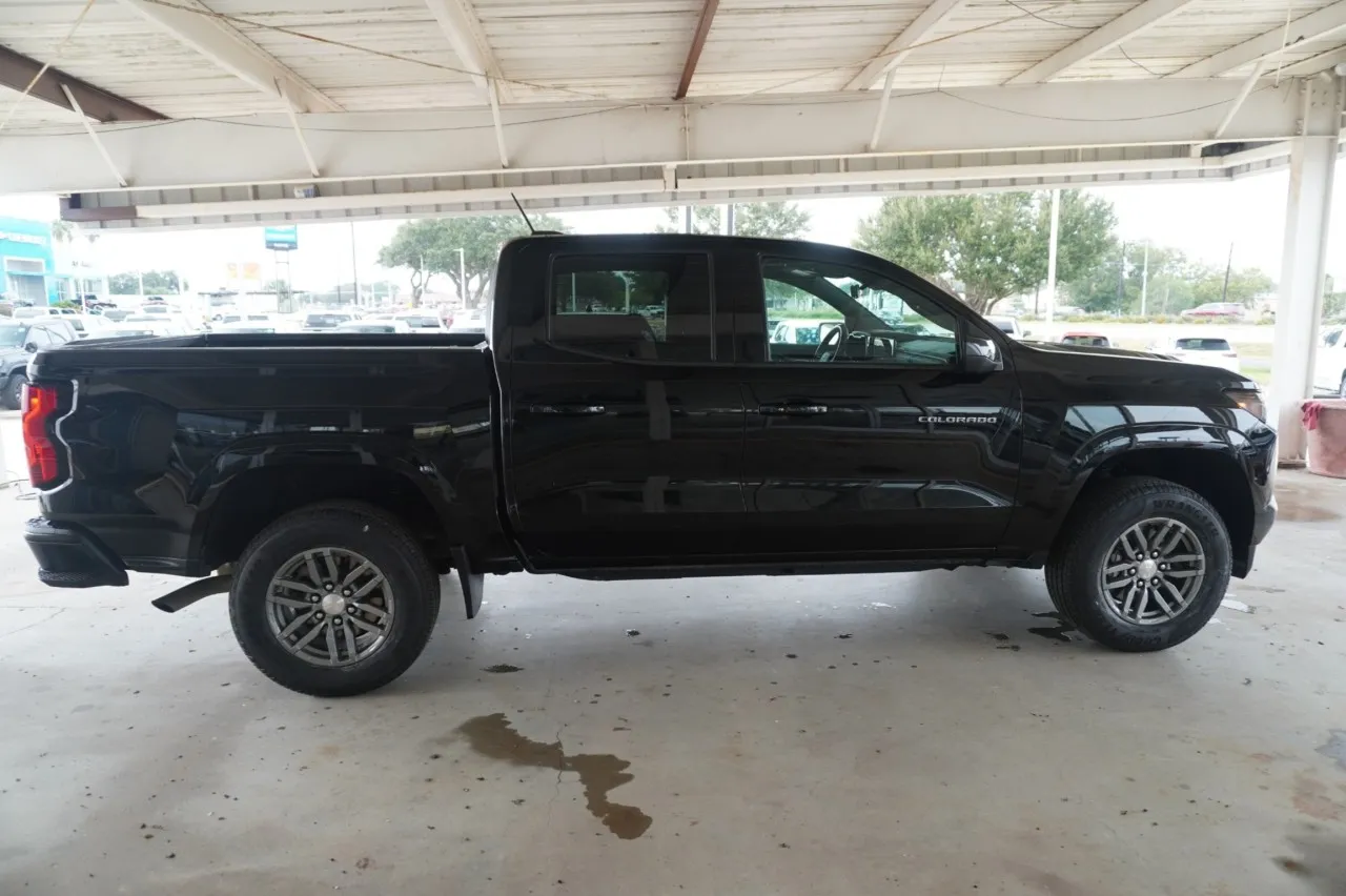 2024 Chevrolet Colorado 2WD LT