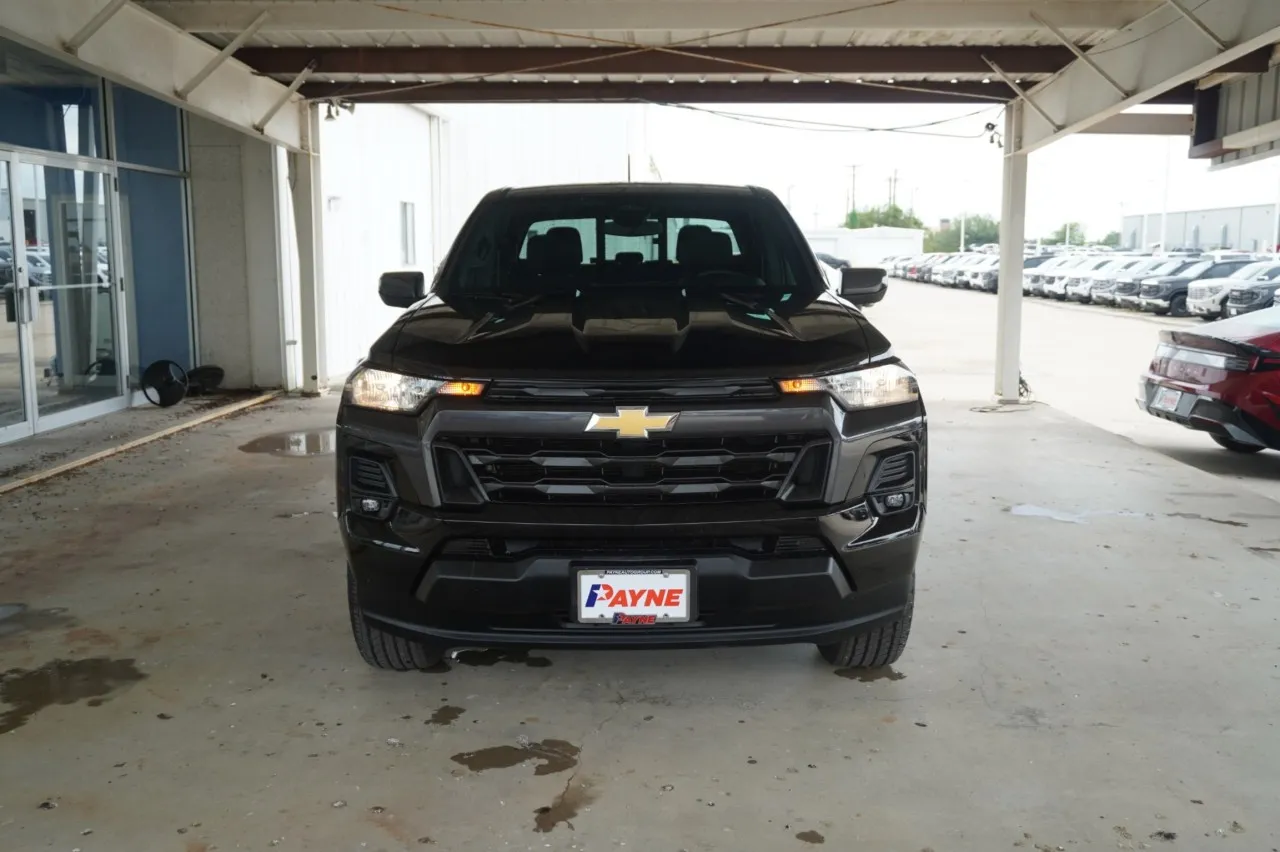 2024 Chevrolet Colorado 2WD LT