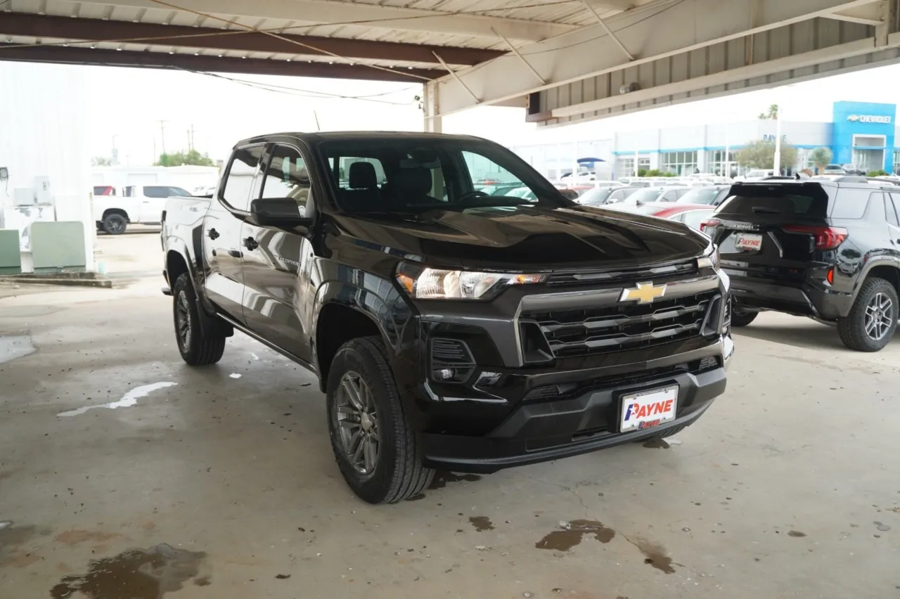 2024 Chevrolet Colorado 2WD LT