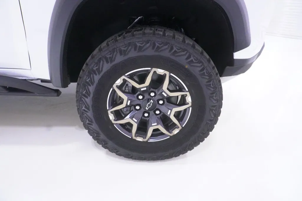 2026 Chevrolet Colorado 4WD ZR2