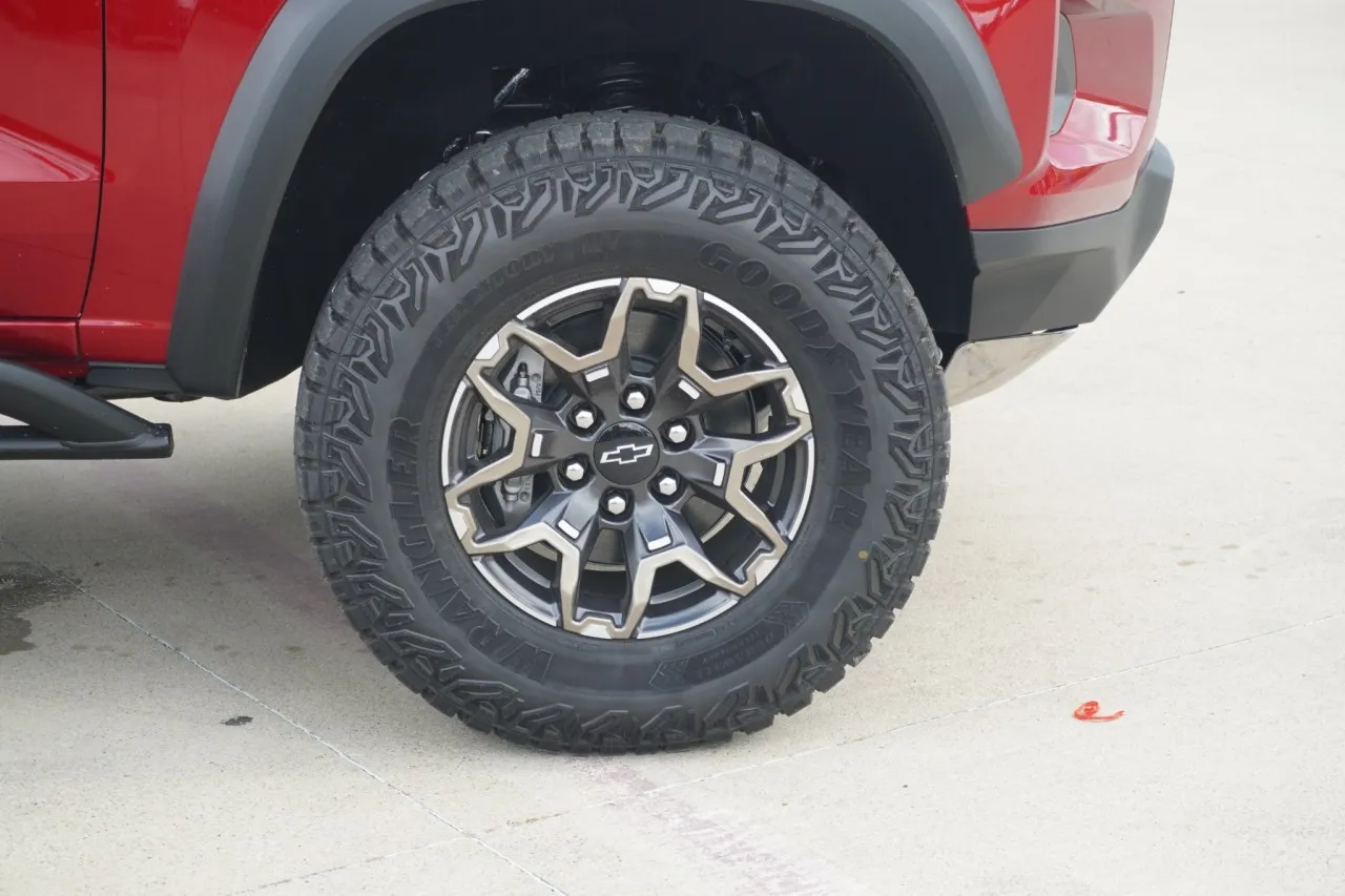 2026 Chevrolet Colorado 4WD ZR2