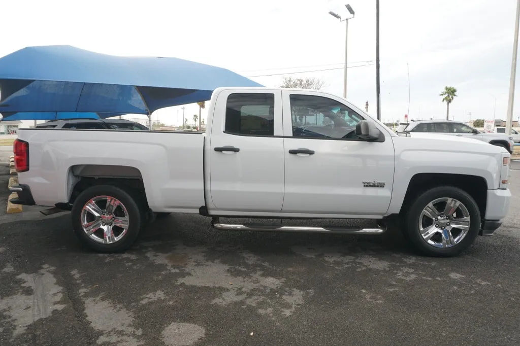 2018 Chevrolet Silverado 1500 Custom