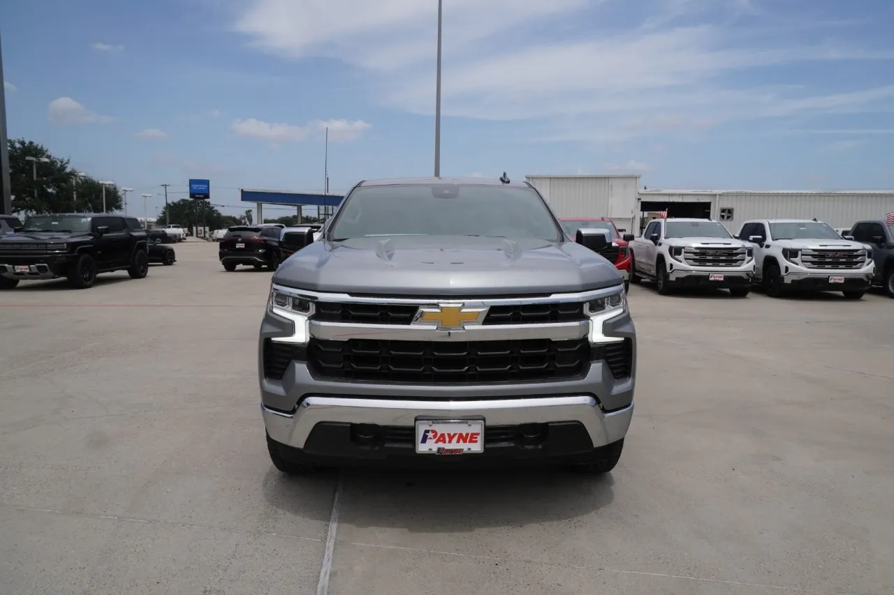 2026 Chevrolet Silverado 1500 LT - Photo 2