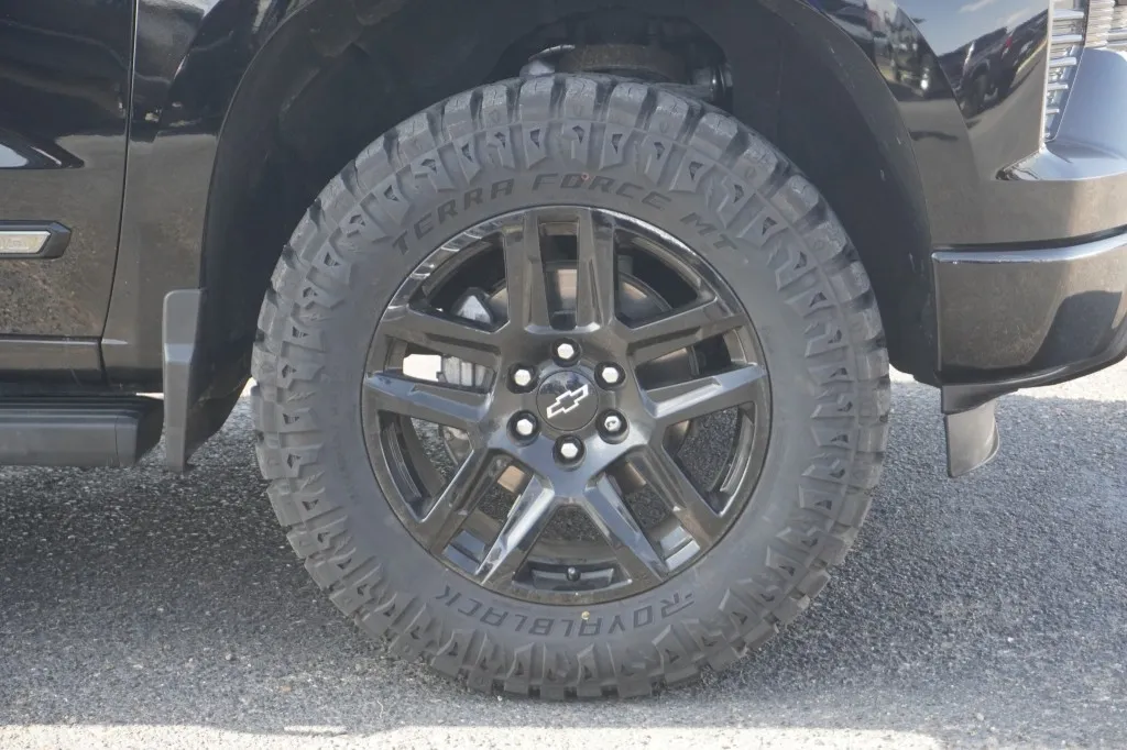 2025 Chevrolet Silverado 1500 High Country