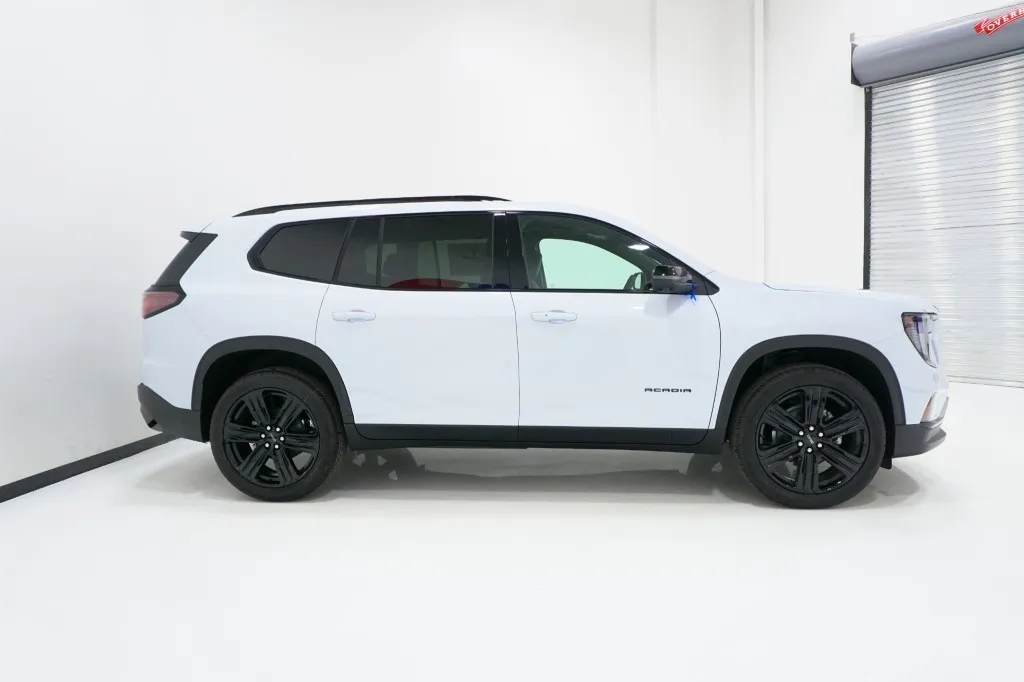 2026 GMC Acadia FWD Elevation