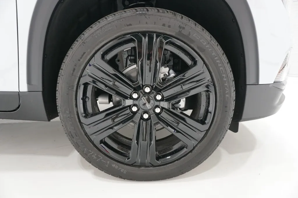 2026 GMC Acadia FWD Elevation