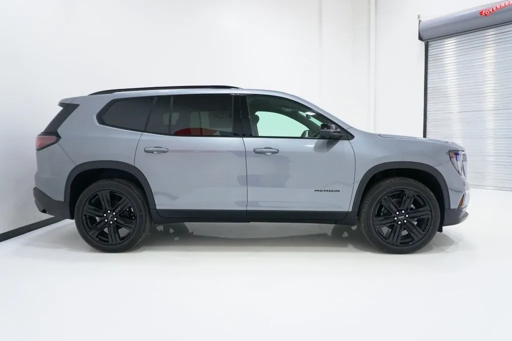 2026 GMC Acadia FWD Elevation