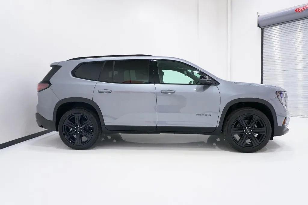 2026 GMC Acadia FWD Elevation