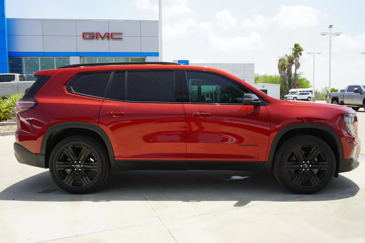 2026 GMC Acadia FWD Elevation