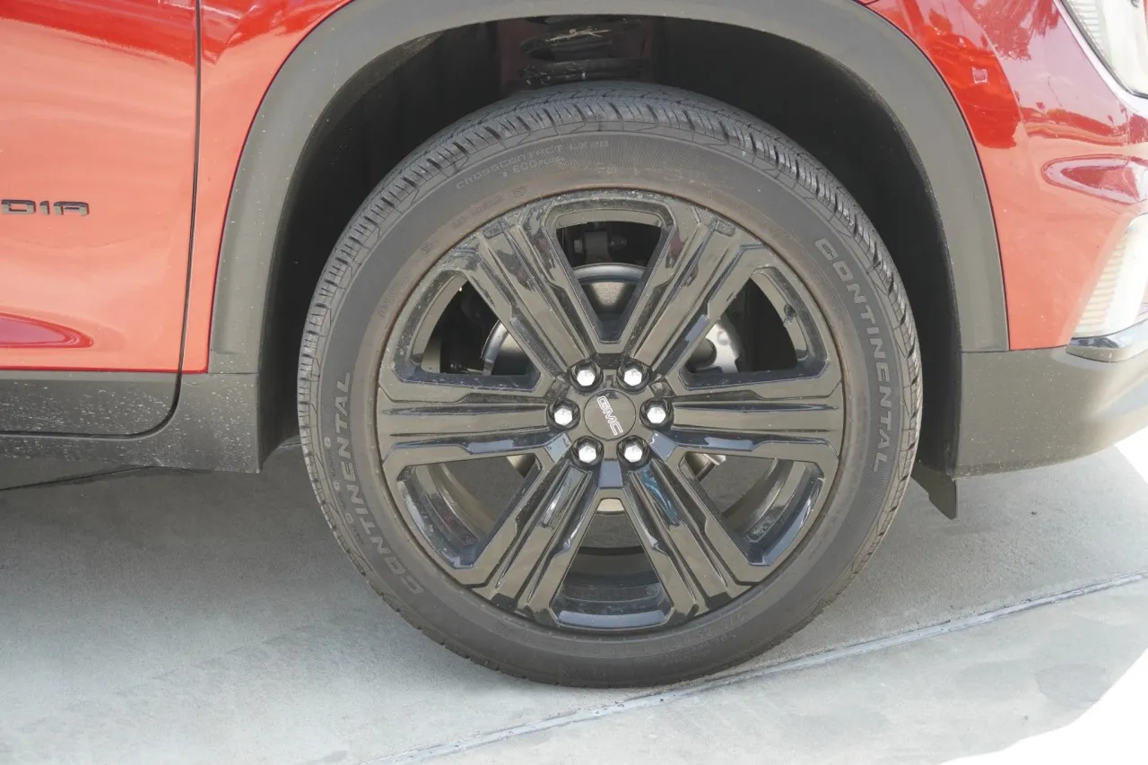 2026 GMC Acadia FWD Elevation