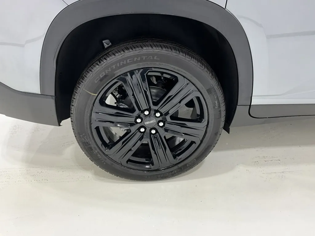 2026 GMC Acadia FWD Elevation