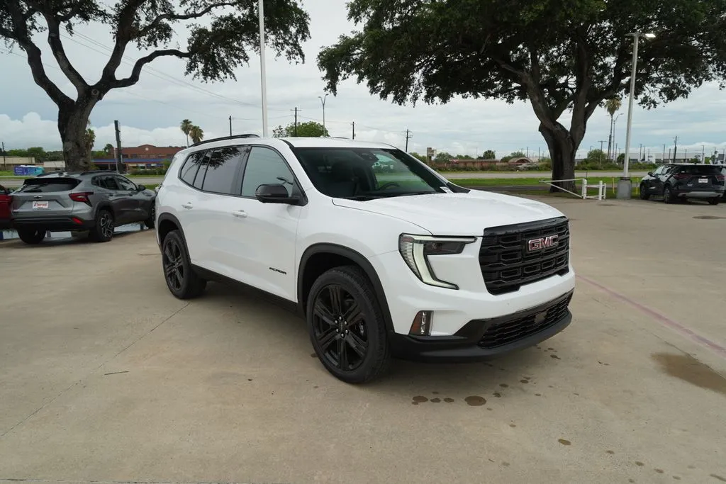 2026 GMC Acadia Elevation