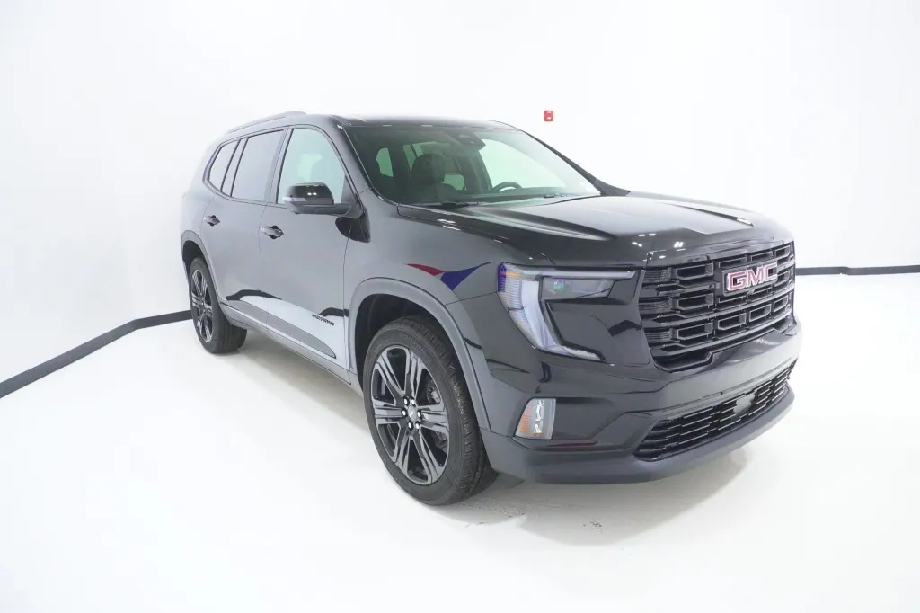 2027 GMC Acadia FWD Elevation