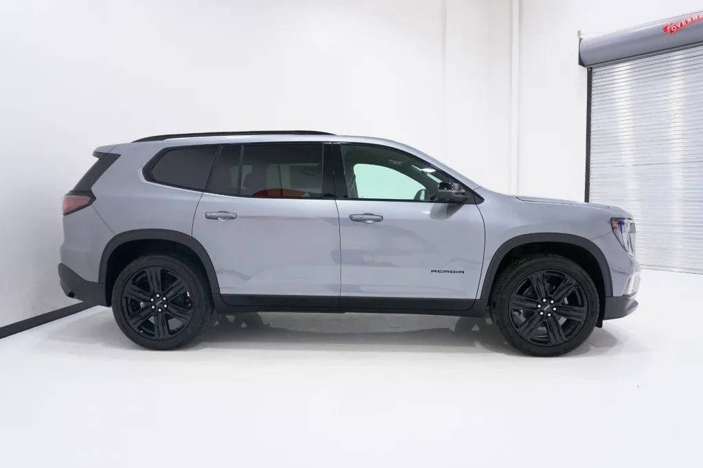 2026 GMC Acadia FWD Elevation