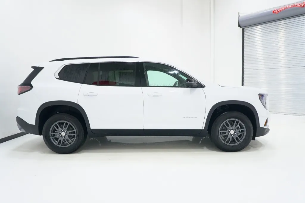 2026 GMC Acadia FWD Elevation