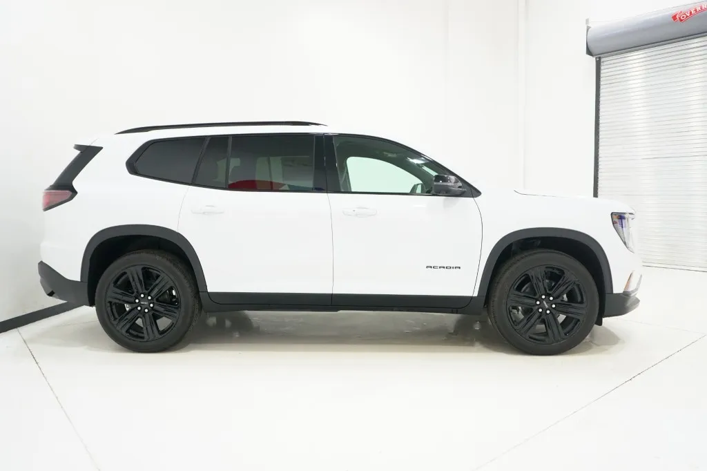 2026 GMC Acadia FWD Elevation