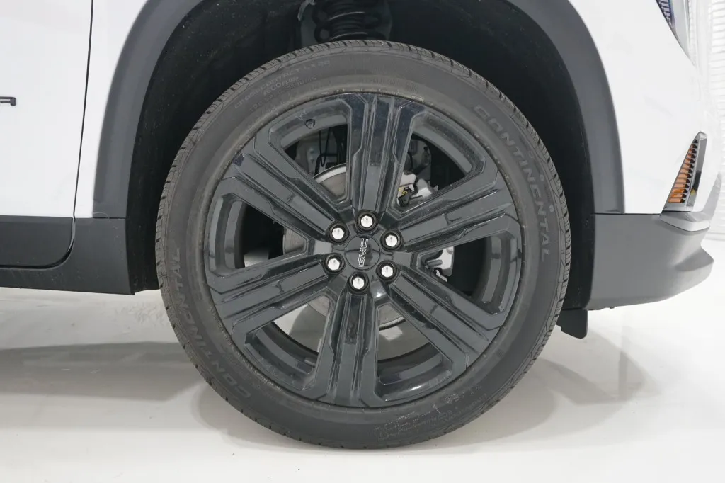 2026 GMC Acadia FWD Elevation