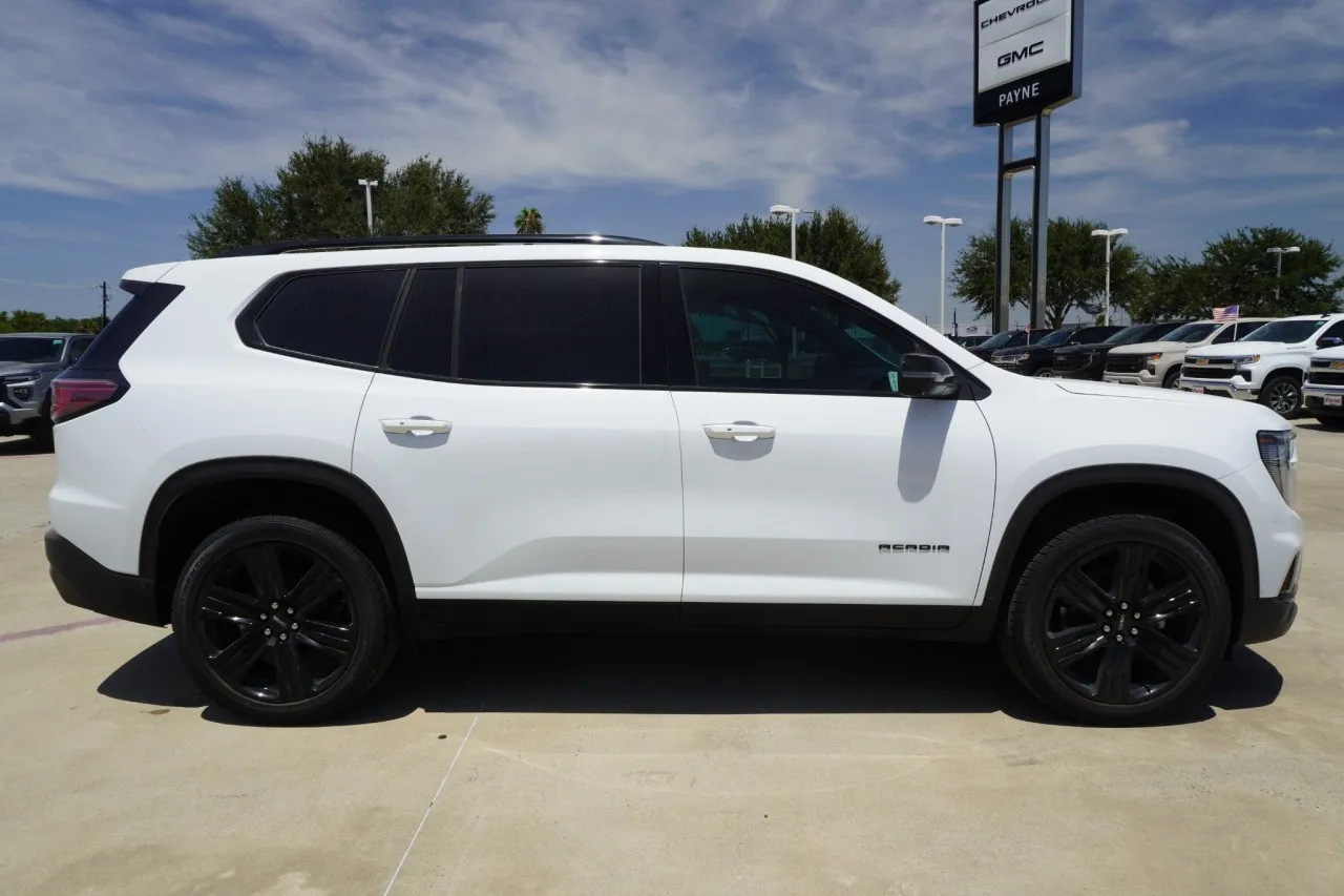 2026 GMC Acadia FWD Elevation