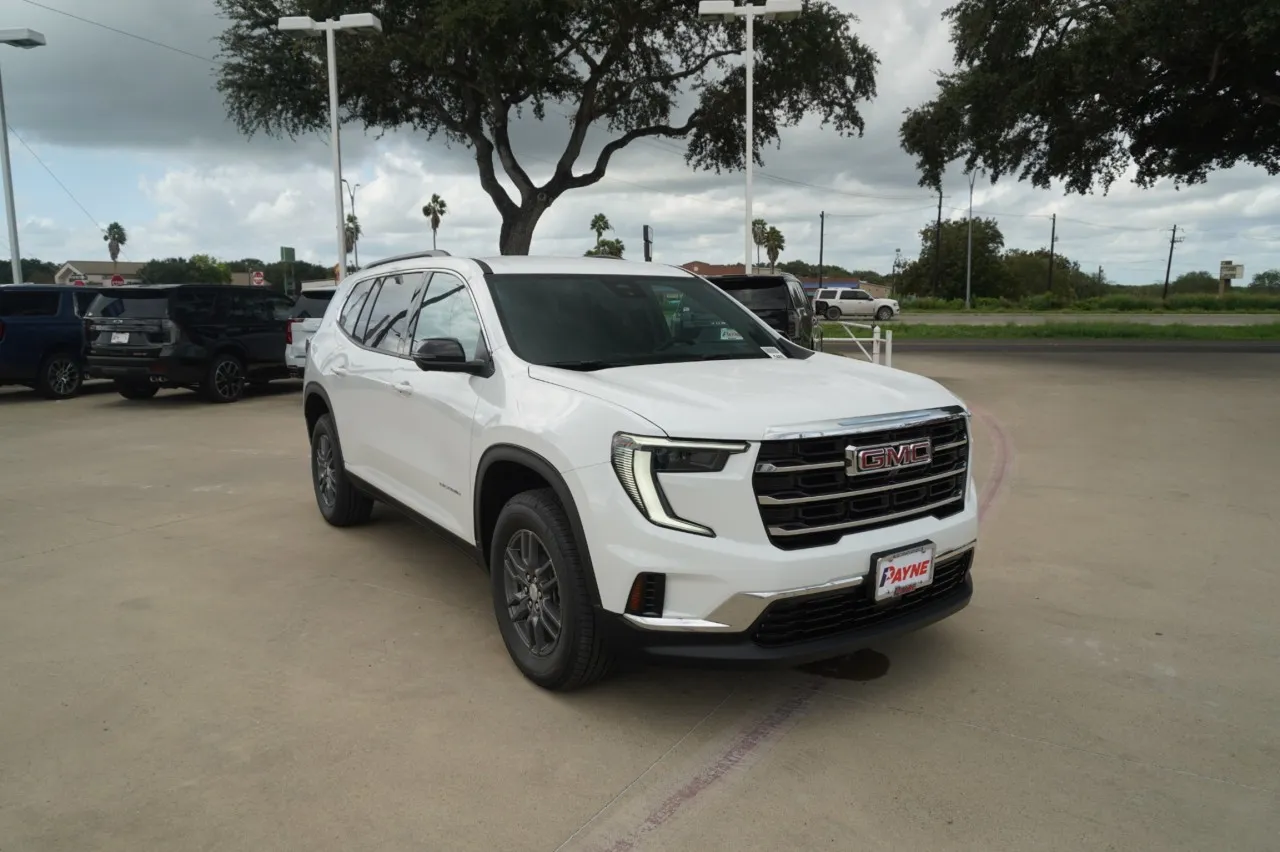 2027 GMC Acadia FWD Elevation