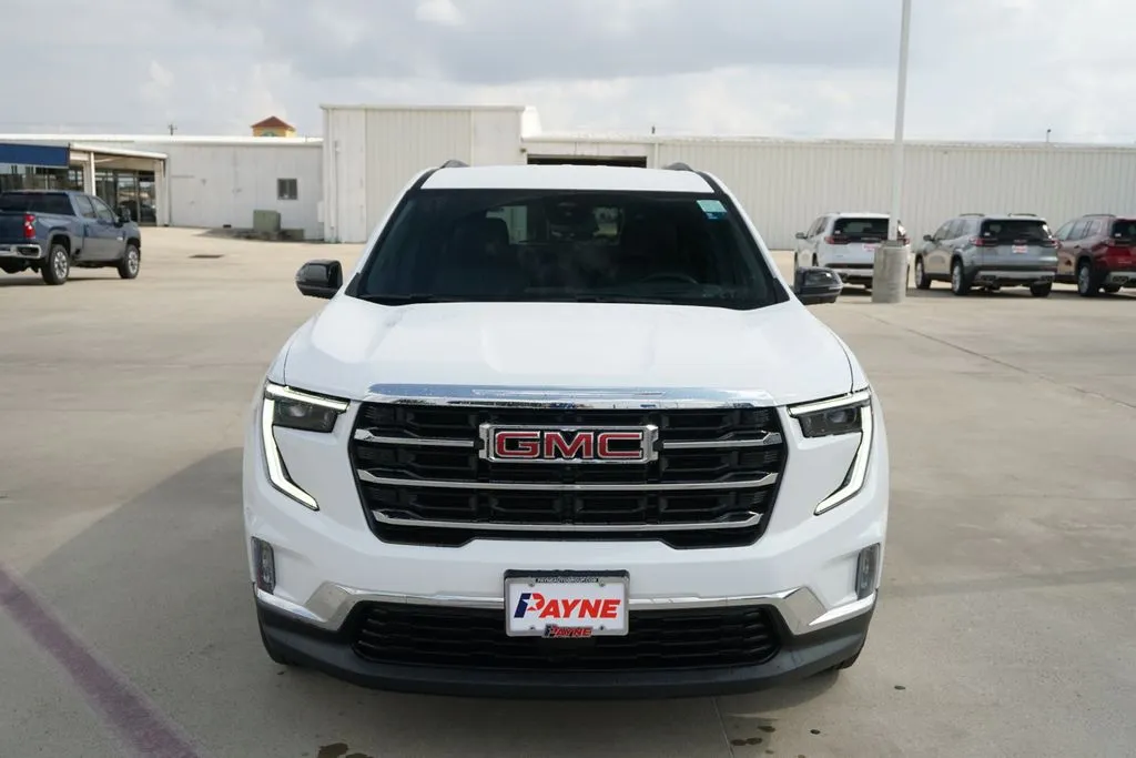 2026 GMC Acadia Elevation