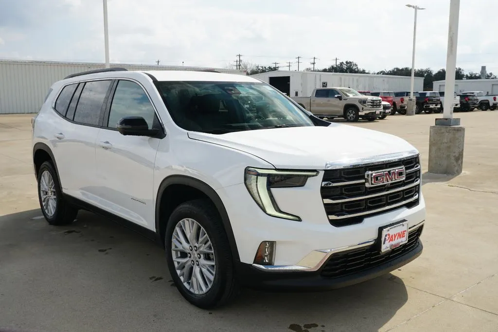 2026 GMC Acadia Elevation