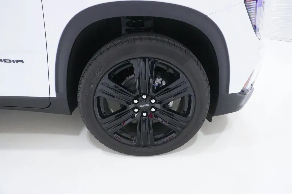 2026 GMC Acadia FWD Elevation