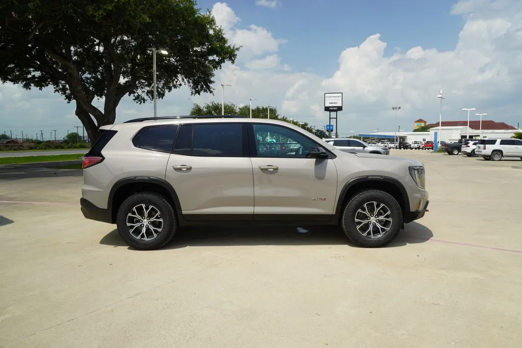 2026 GMC Acadia AT4