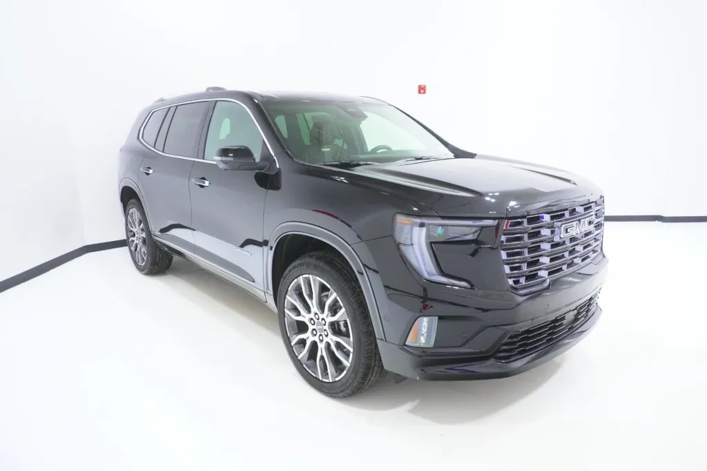 2027 GMC Acadia FWD Denali Ultimate