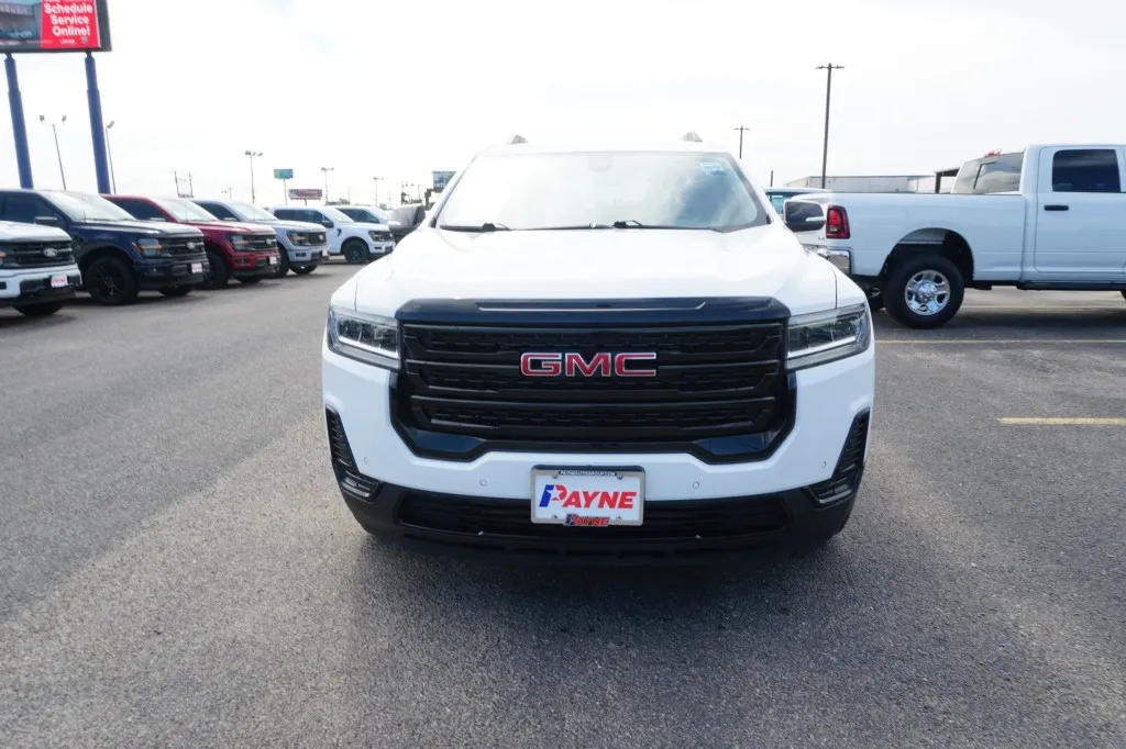 2023 GMC Acadia SLE