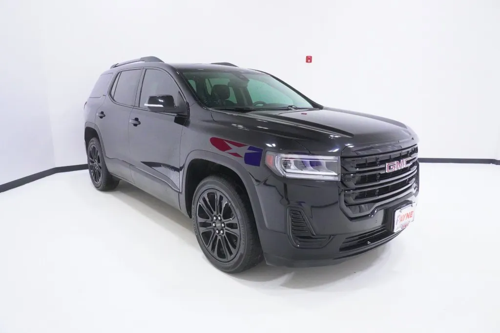 2022 GMC Acadia SLE