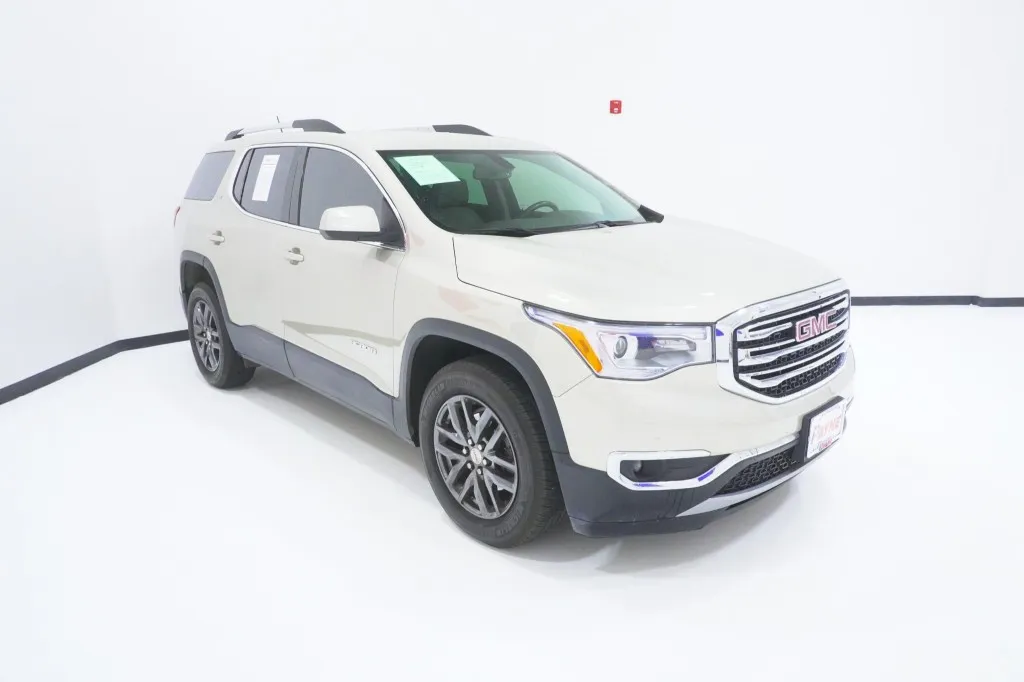 2017 GMC Acadia SLT 2017 GMC Acadia SLT