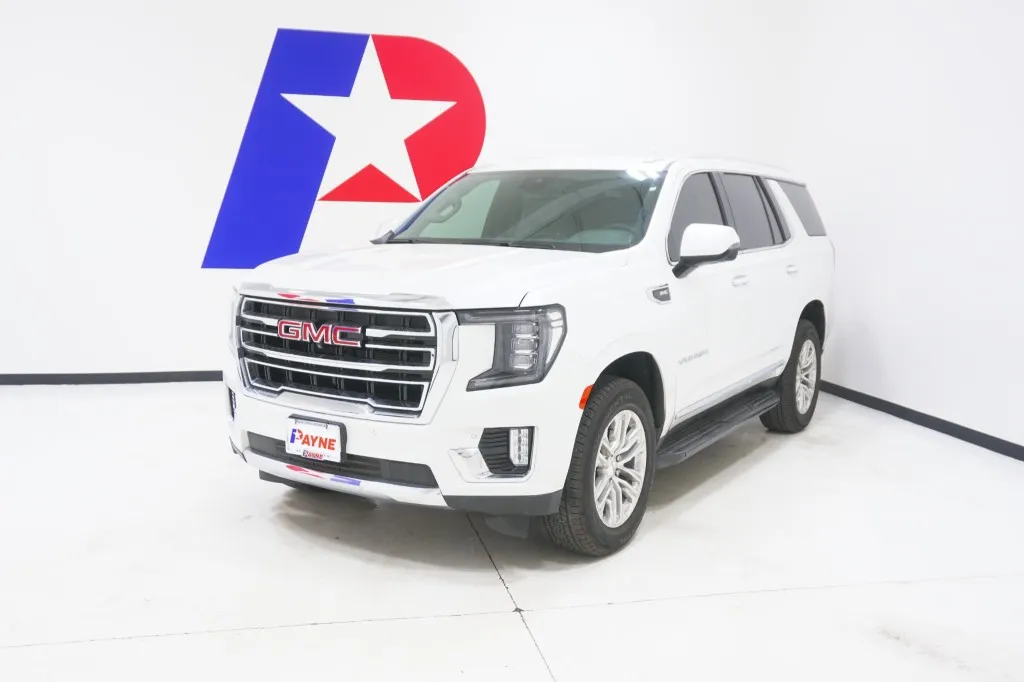2024 GMC Yukon SLT's photo