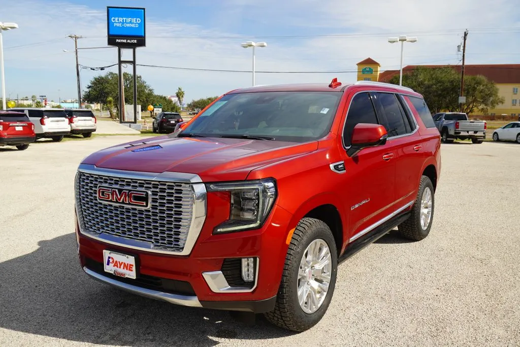 2023 GMC Yukon Denali's photo