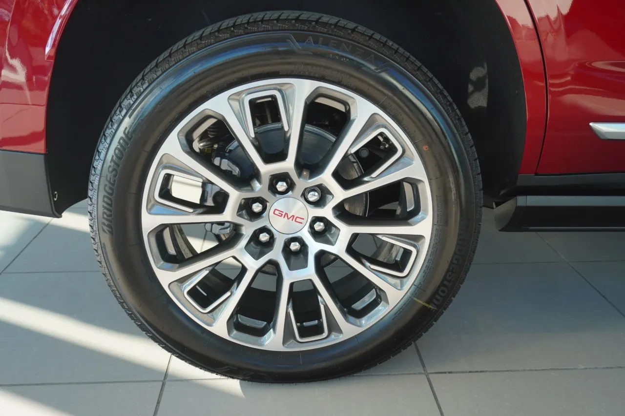 2027 GMC Yukon Denali