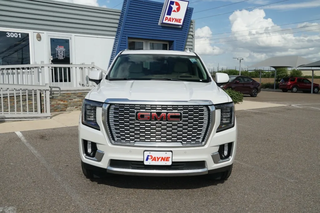 2023 GMC Yukon Denali 2023 GMC Yukon Denali