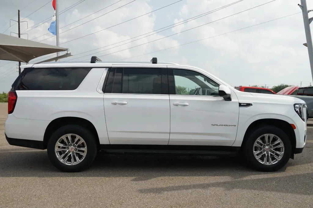 2024 GMC Yukon XL SLE