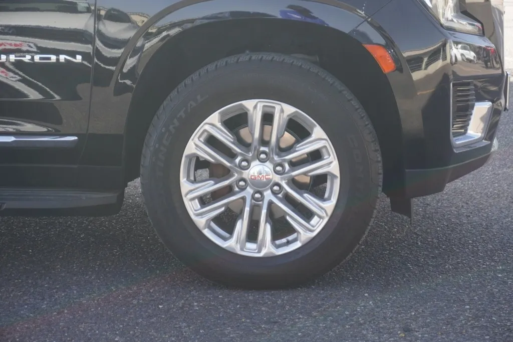 2024 GMC Yukon XL SLT