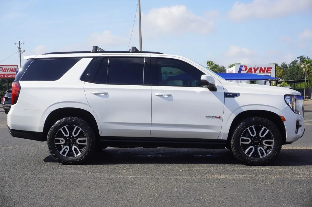2023 GMC Yukon AT4