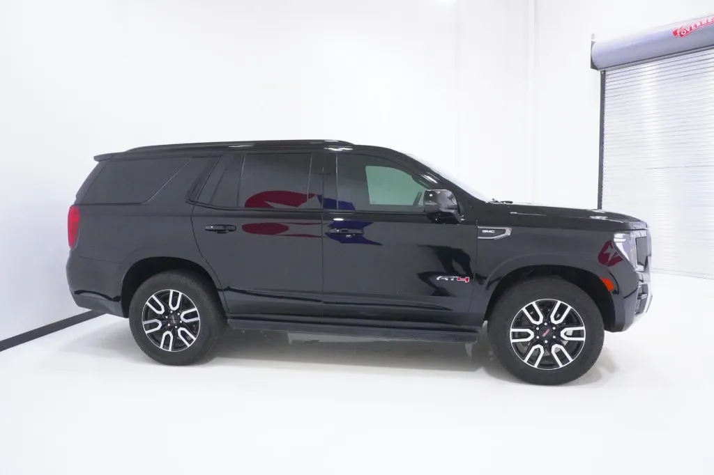 2024 GMC Yukon AT4