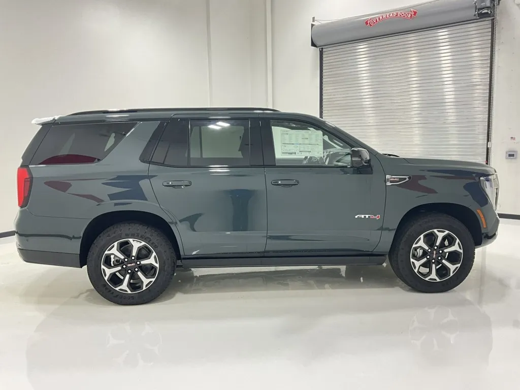 2026 GMC Yukon AT4
