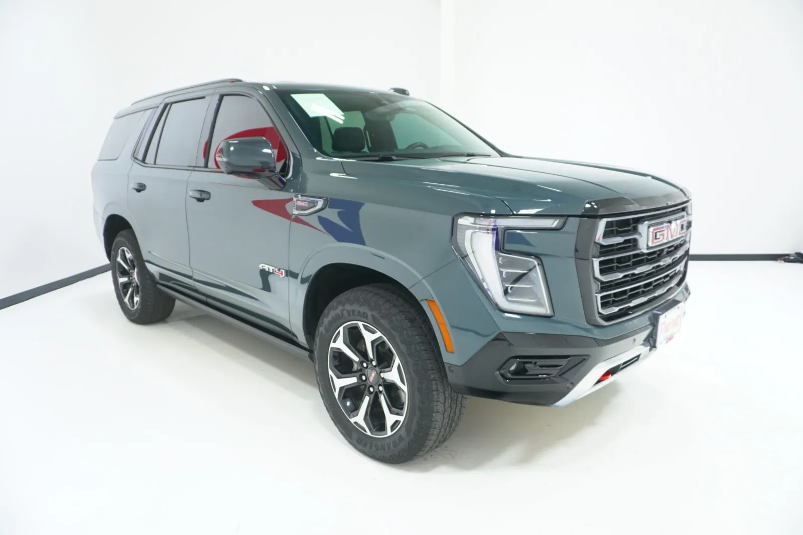 2025 GMC Yukon AT4