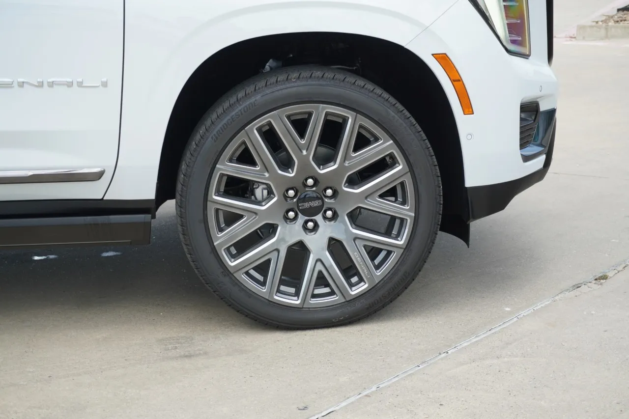 2026 GMC Yukon Denali Ultimate