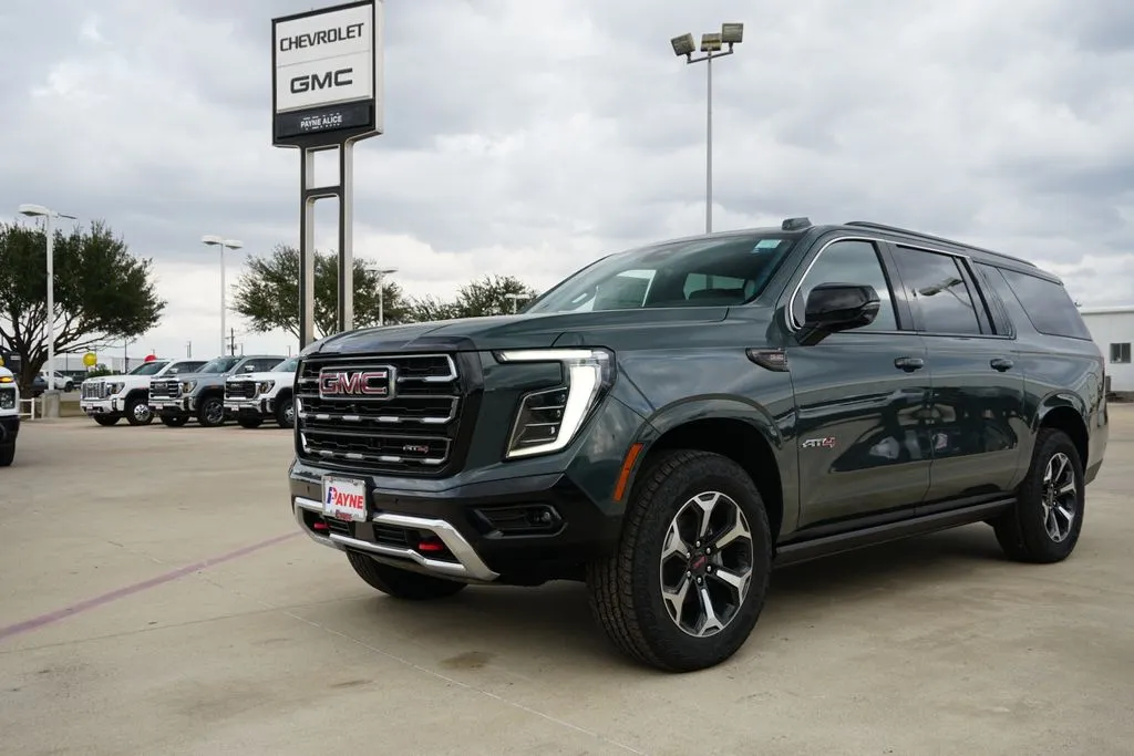 2026 GMC Yukon XL AT4's photo