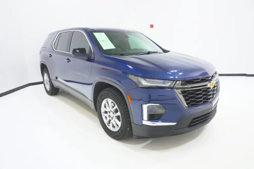 2022 Chevrolet Traverse LS