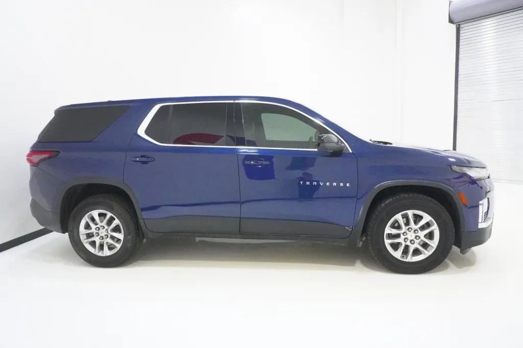 2022 Chevrolet Traverse LS
