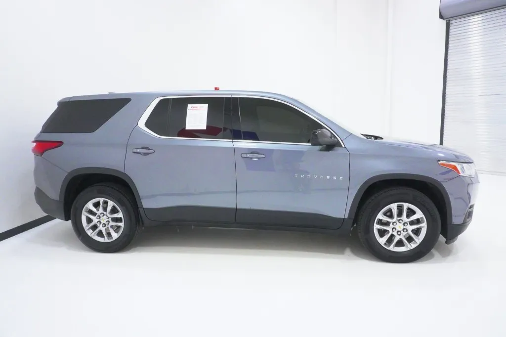 2021 Chevrolet Traverse LS