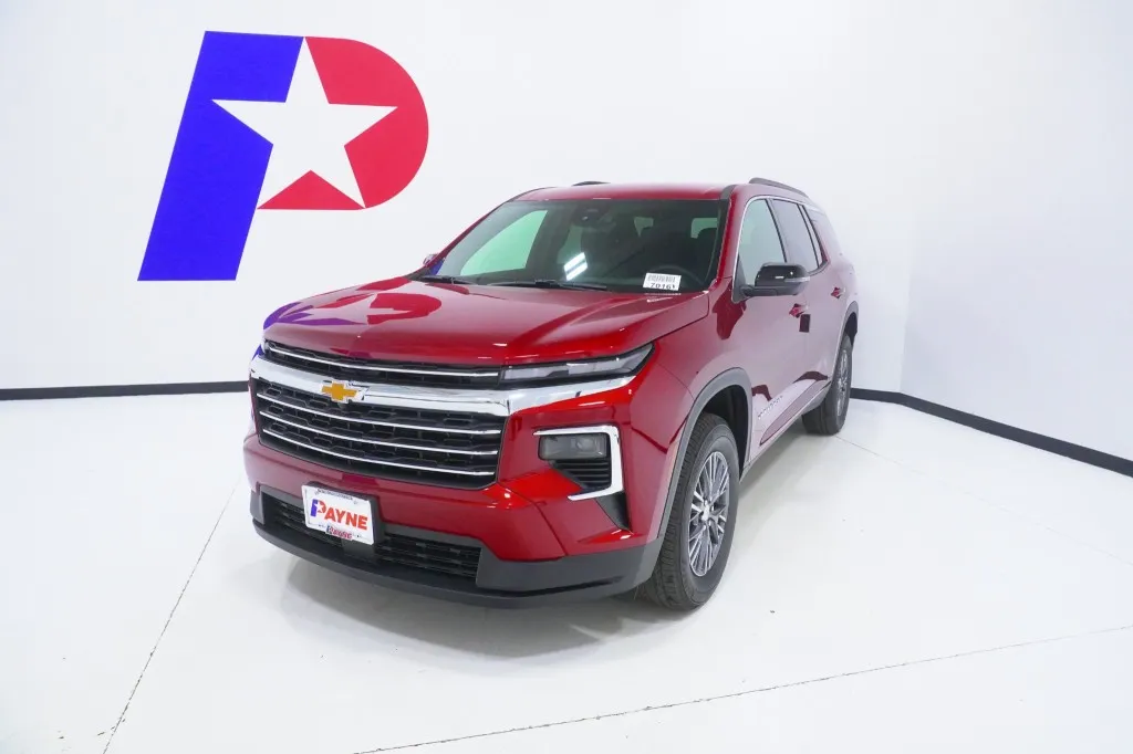 2026 Chevrolet Traverse FWD LT