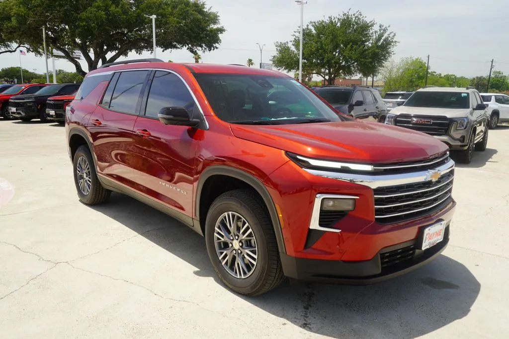 2026 Chevrolet Traverse LT